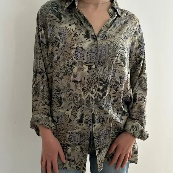 VINTAGE EVIDENCE 100% SILK PATTERNED  BLOUSE - M - Picture 4 of 16